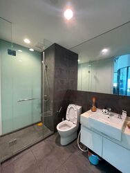 Arc 380 (D8), Office #451200281